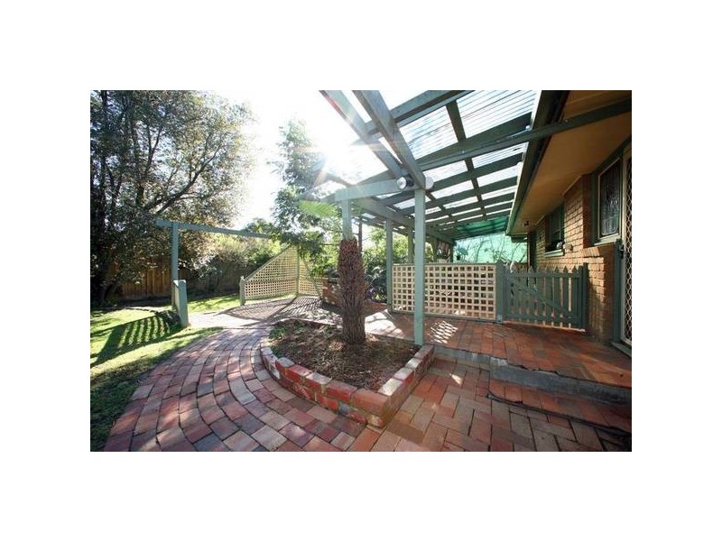 6 Bromley Close, Ferntree Gully VIC 3156