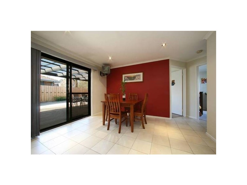 35 Balladonia Road, Rowville VIC 3178