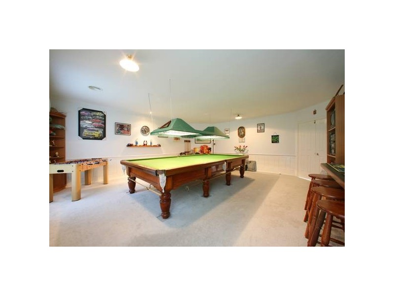 25 Airedale Way, Rowville VIC 3178