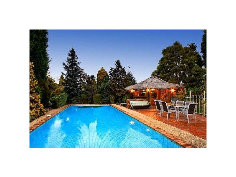 16 McKay Road, Rowville VIC 3178