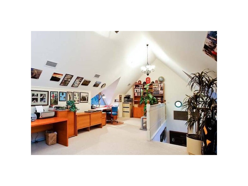 16 McKay Road, Rowville VIC 3178