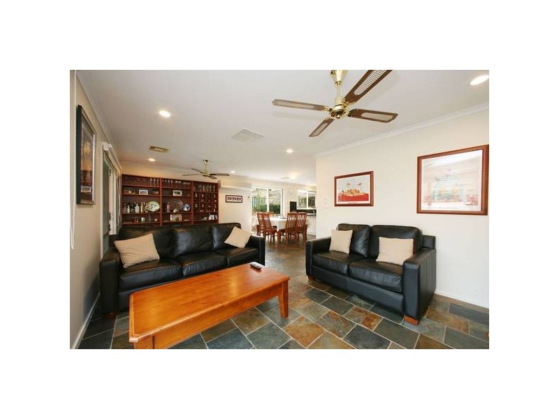 15 Hancock Drive, Ferntree Gully VIC 3156