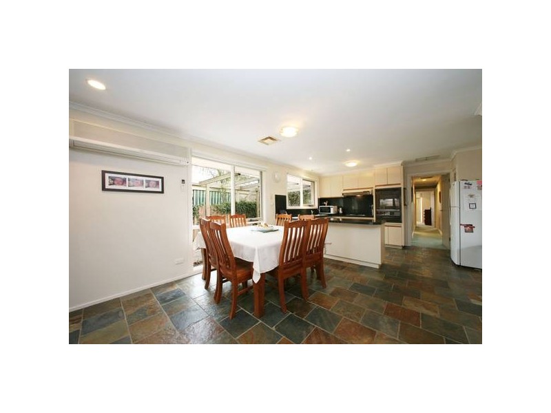 15 Hancock Drive, Ferntree Gully VIC 3156