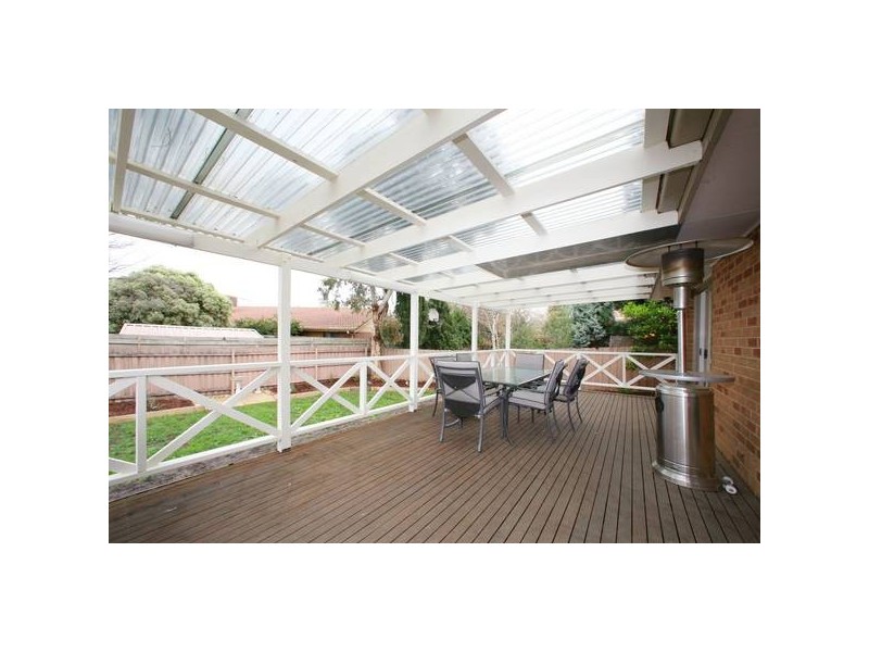 15 Hancock Drive, Ferntree Gully VIC 3156