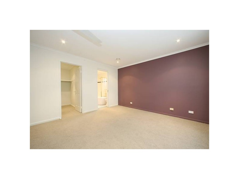 21 Cromwell Drive, Rowville VIC 3178