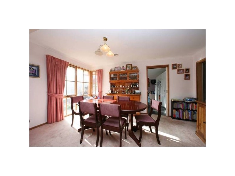 18 Farmillo Court, Lysterfield VIC 3156