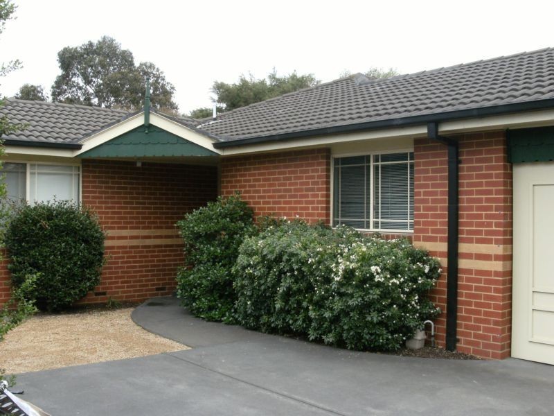 2/22 Fonteyn Drive, Wantirna VIC 3152