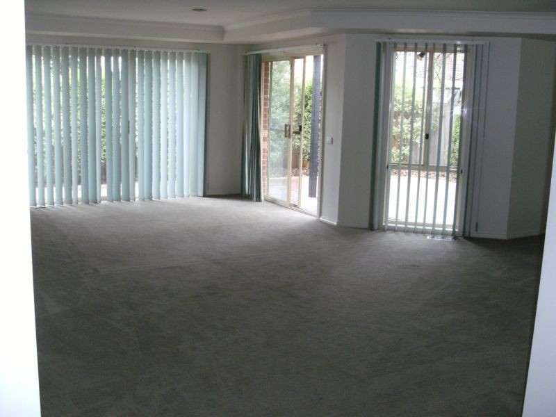 2/22 Fonteyn Drive, Wantirna VIC 3152