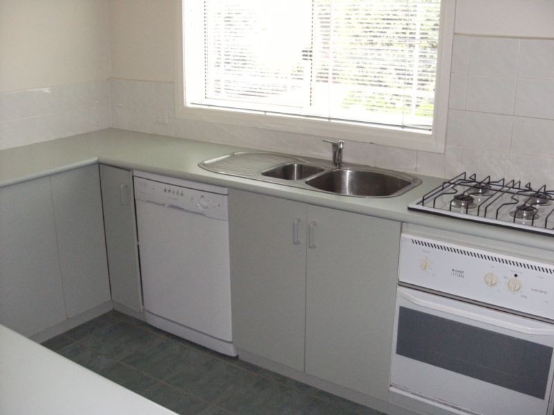 2/22 Fonteyn Drive, Wantirna VIC 3152