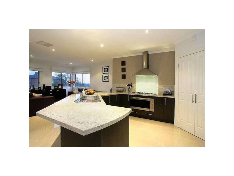 70 Grange Drive, Lysterfield VIC 3156