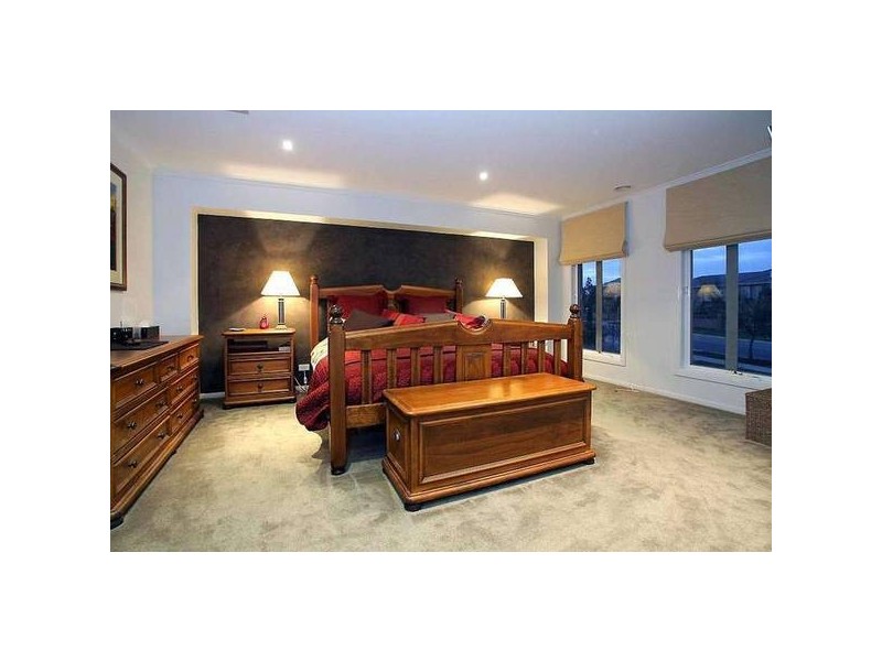 70 Grange Drive, Lysterfield VIC 3156