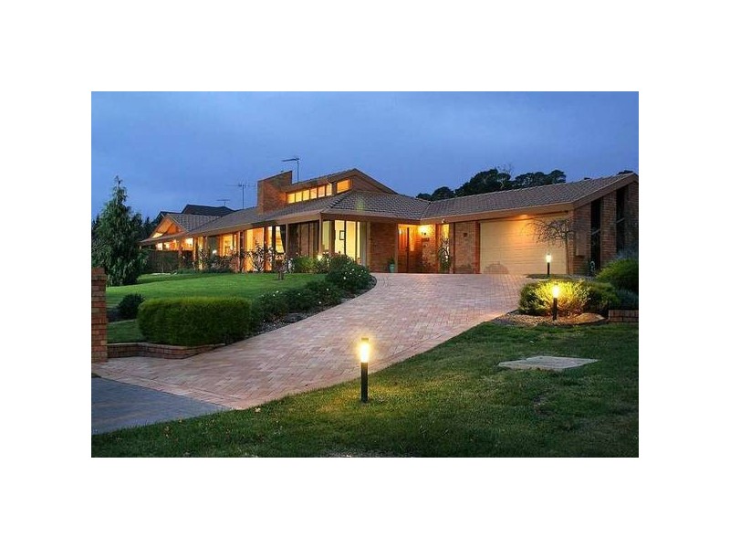 12 Parkside Boulevard, Lysterfield South VIC 3156