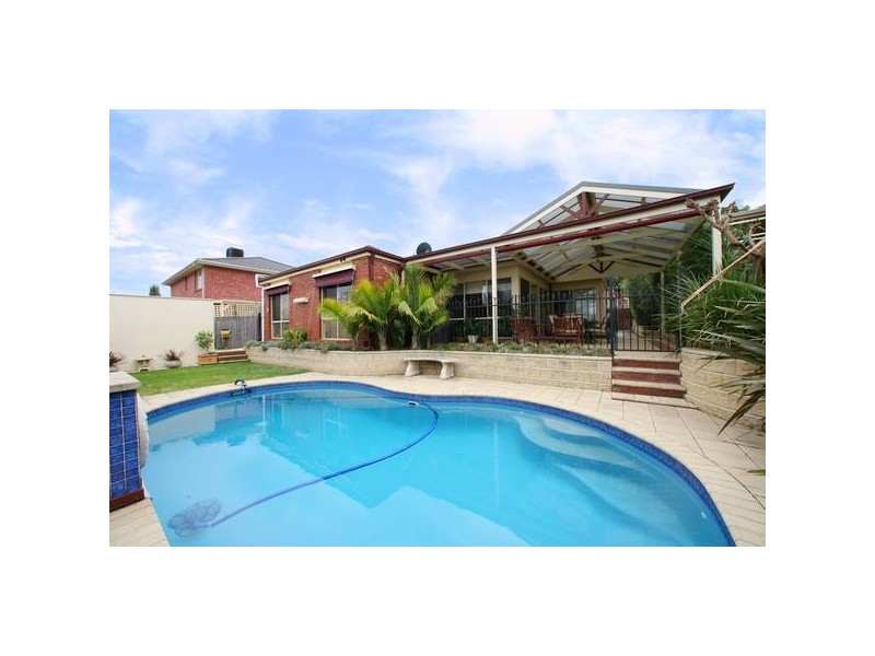 61 Golding Avenue, Rowville VIC 3178