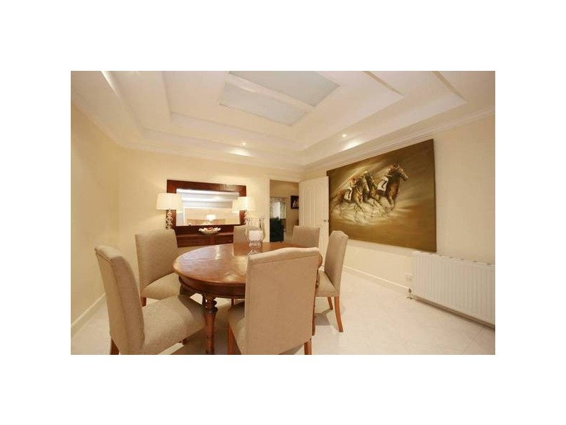 8 Palmerston Road, Lysterfield VIC 3156