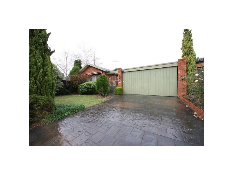 4 Yukon Court, Rowville VIC 3178