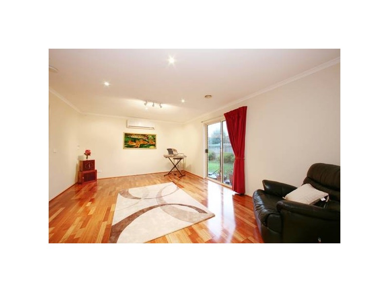 10 Faldo Court, Rowville VIC 3178