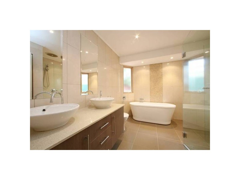 31 Vinen Road, Scoresby VIC 3179