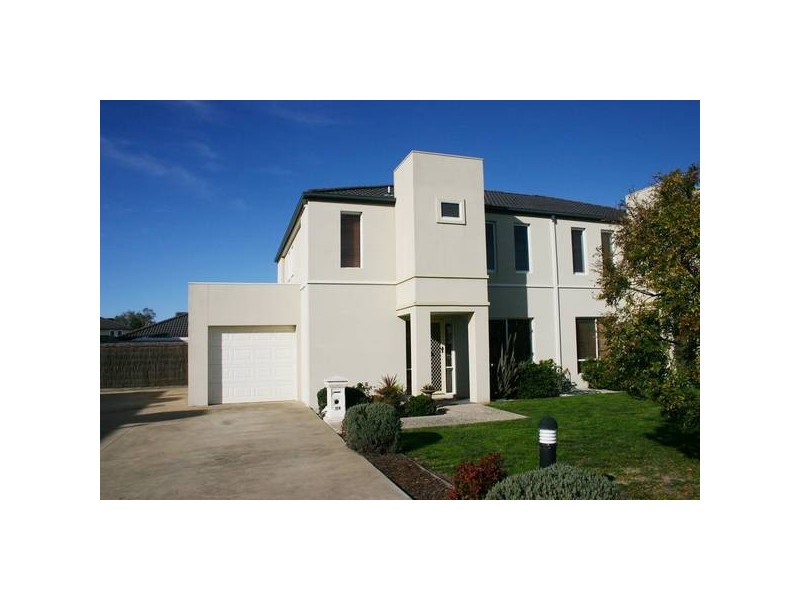 114 Sovereign Manors Crescent, Rowville VIC 3178