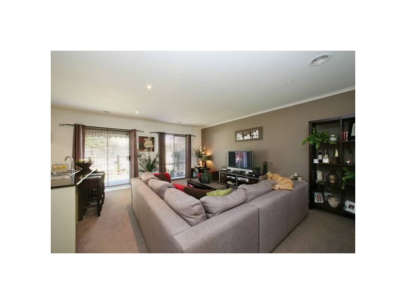 114 Sovereign Manors Crescent, Rowville VIC 3178