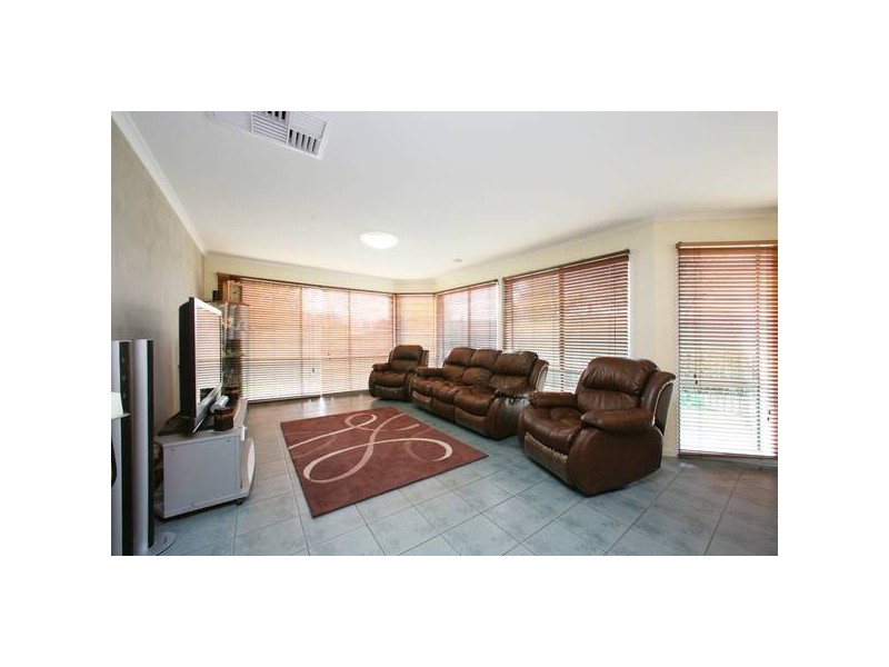 5 Zala Court, Rowville VIC 3178