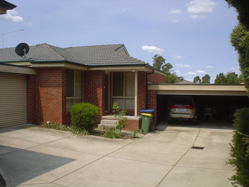 2/1 Wartook Way, Rowville VIC 3178