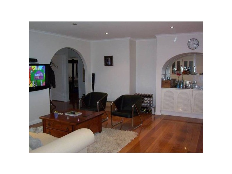 21 Debra Street, Rowville VIC 3178