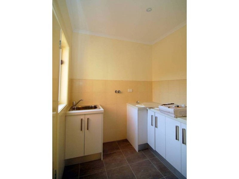 2/57 Harley Street, Knoxfield VIC 3180