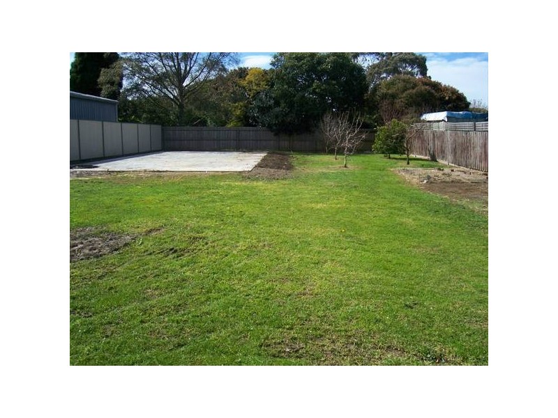 2/244 Windermere Drive, Ferntree Gully VIC 3156