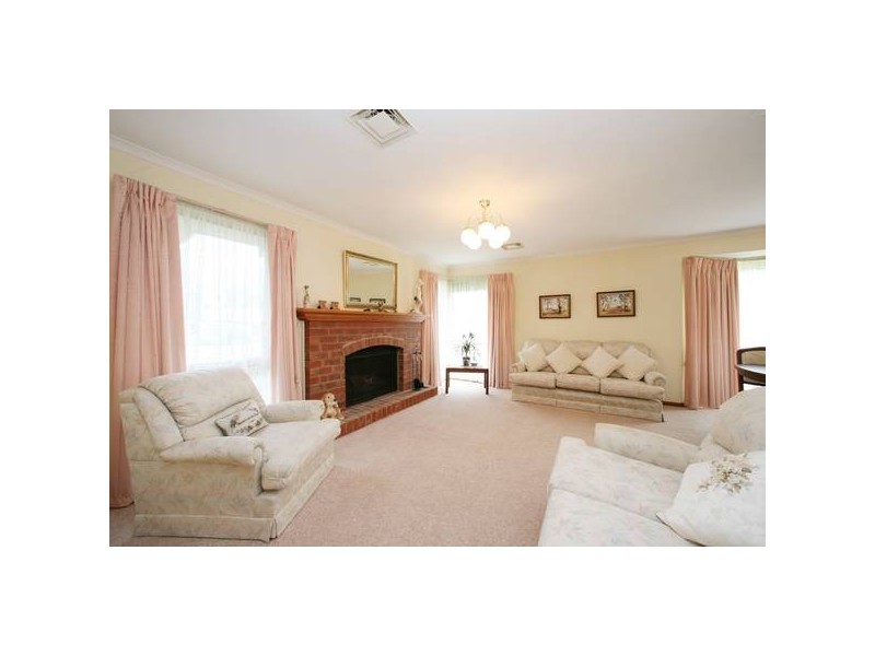 19 Farmillo Court, Lysterfield VIC 3156