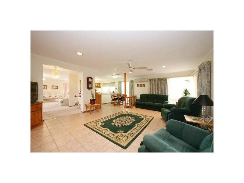 19 Farmillo Court, Lysterfield VIC 3156