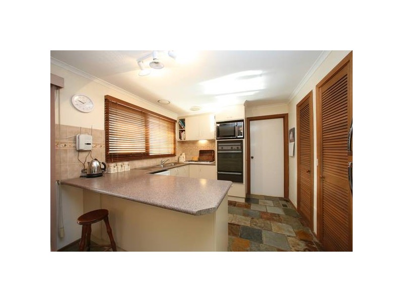 15 Herman Court, Rowville VIC 3178