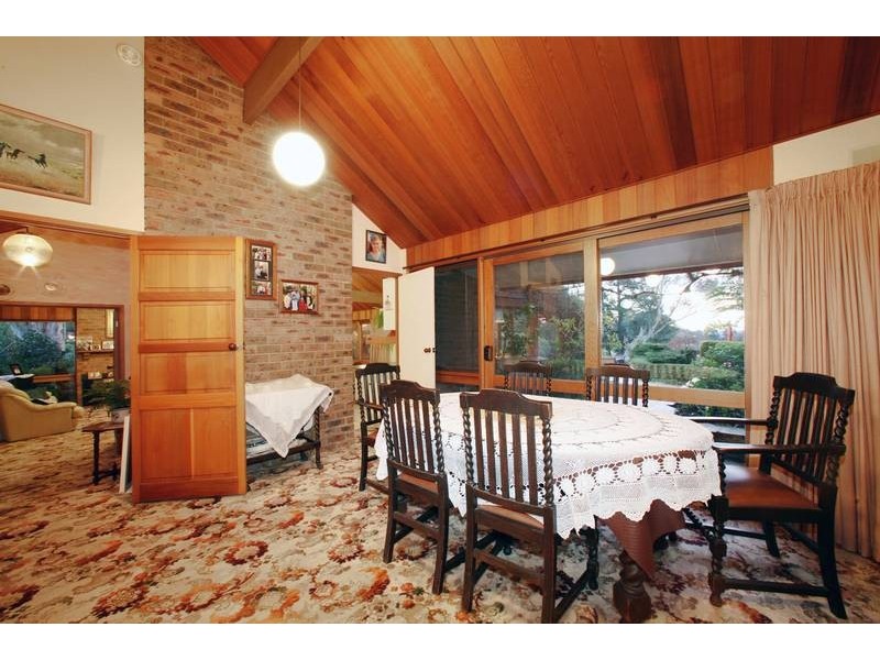 2 Oaks Court, Lysterfield South VIC 3156