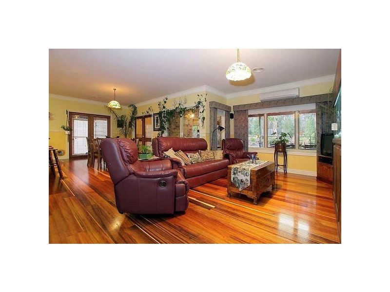 4 Bellbird Place, Lysterfield South VIC 3156