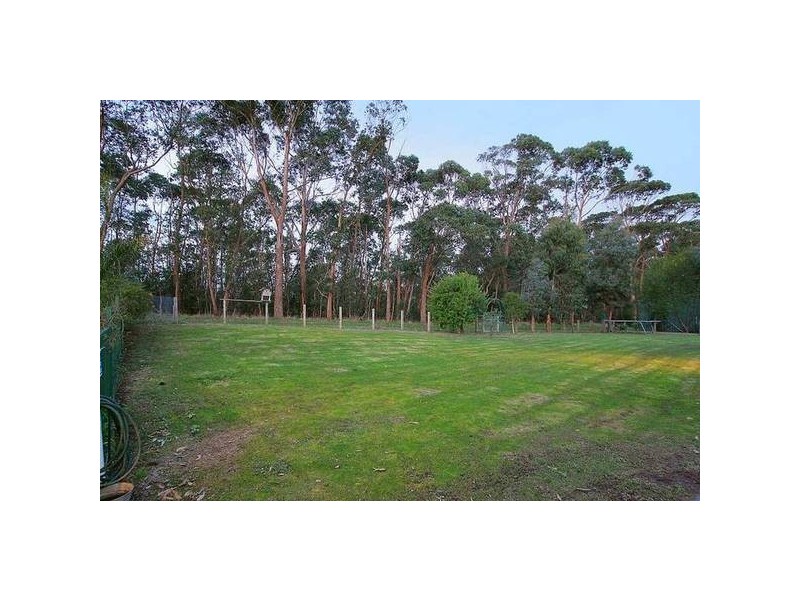 4 Bellbird Place, Lysterfield South VIC 3156