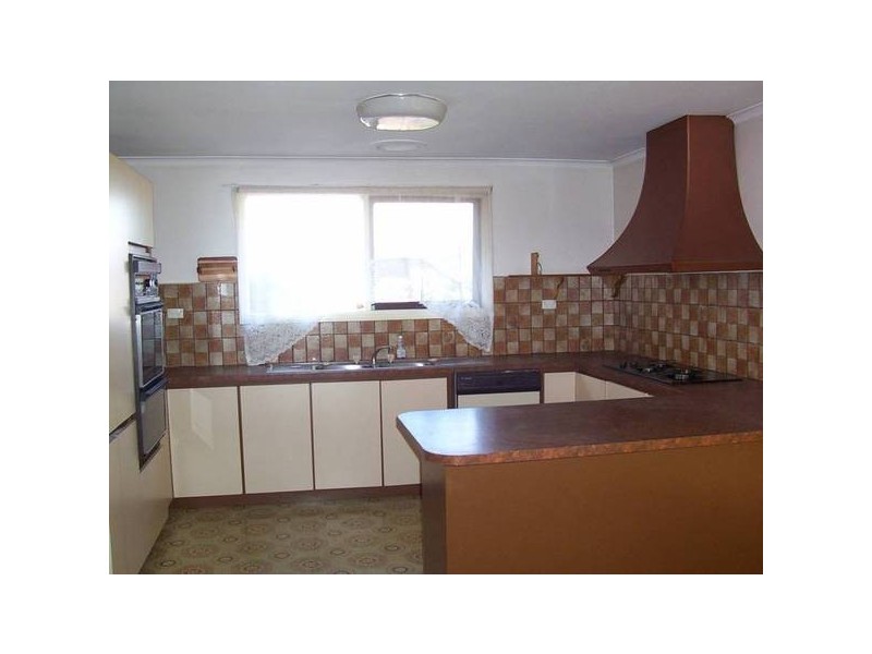 64 Arnold Drive, Scoresby VIC 3179