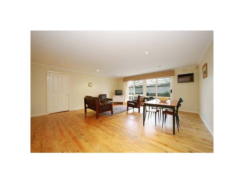 37 Erie Avenue, Rowville VIC 3178