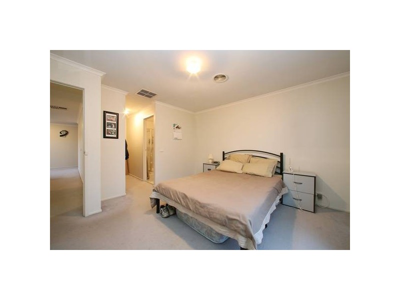 7 Aimee Place, Rowville VIC 3178