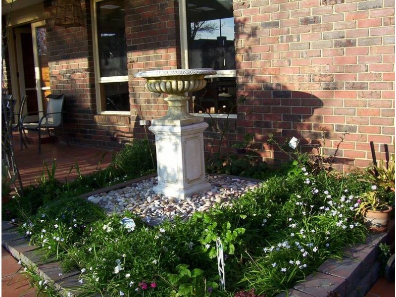 70 Pitfield Crescent, Rowville VIC 3178