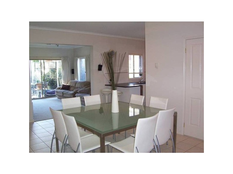 50 St Laurent Rise, Knoxfield VIC 3180