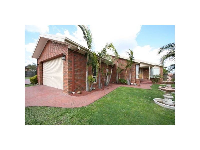 70 Clauscen Drive, Rowville VIC 3178