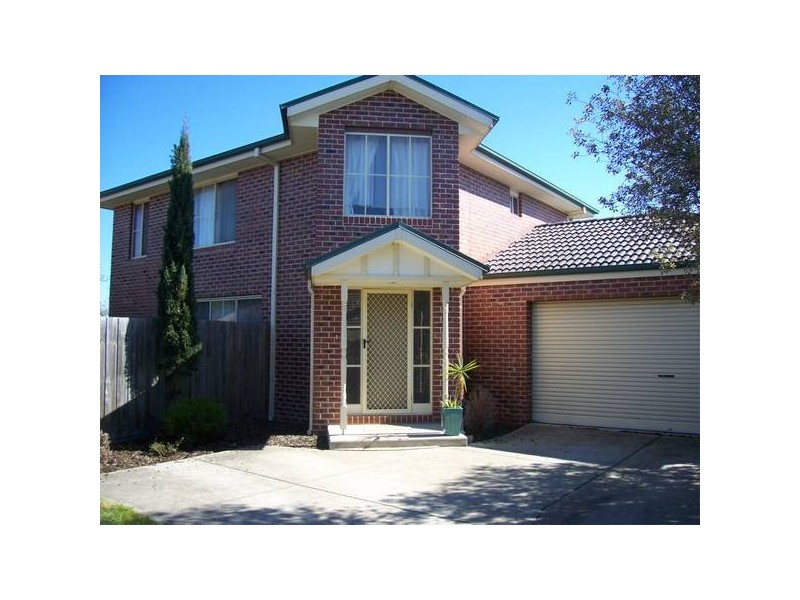 2/9 Fernlea Ave, Rowville VIC 3178