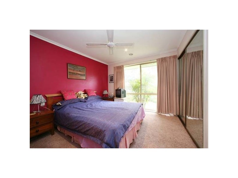 28 Toolimerin Avenue, Bayswater North VIC 3153