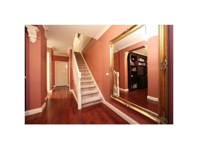 2/14 Yvette Drive, Rowville VIC 3178