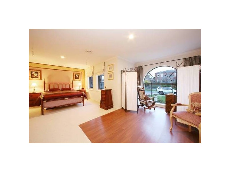 75 Oaktree Rise, Lysterfield VIC 3156