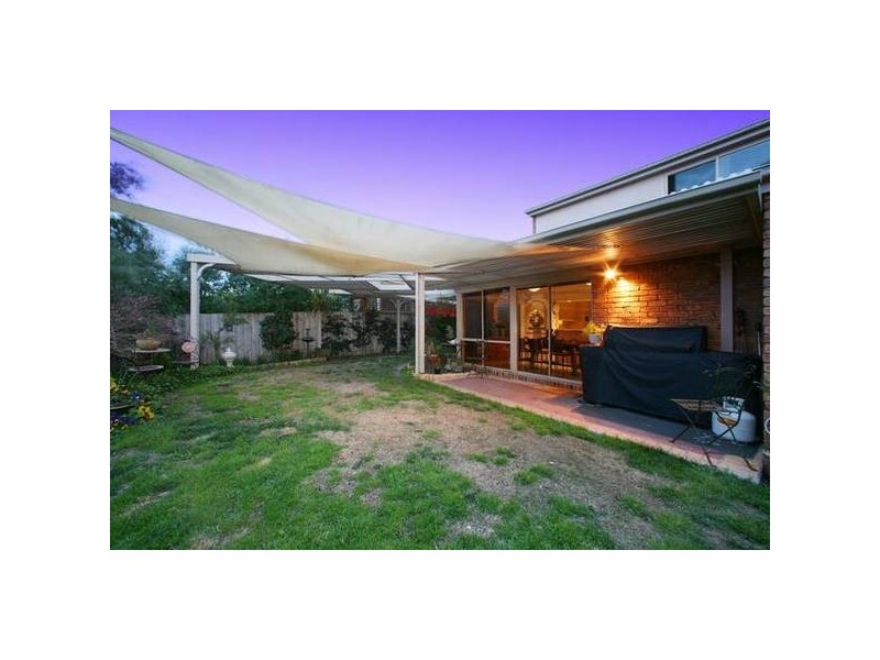 75 Oaktree Rise, Lysterfield VIC 3156