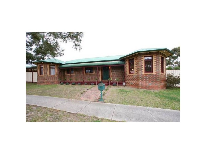 28 Segarta Circuit, Ferntree Gully VIC 3156