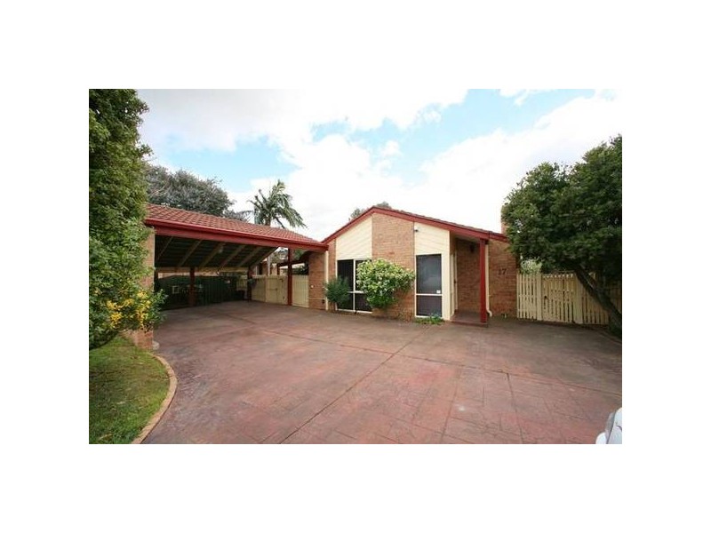 17 Crusoe Drive, Lysterfield VIC 3156