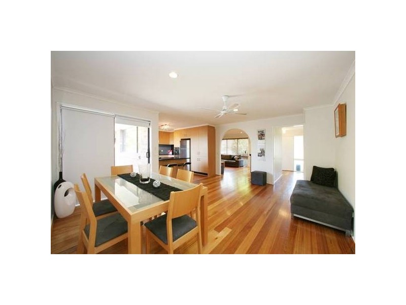 12 Valleyview Drive, Rowville VIC 3178