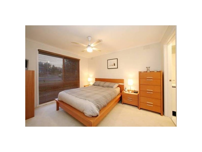 12 Valleyview Drive, Rowville VIC 3178