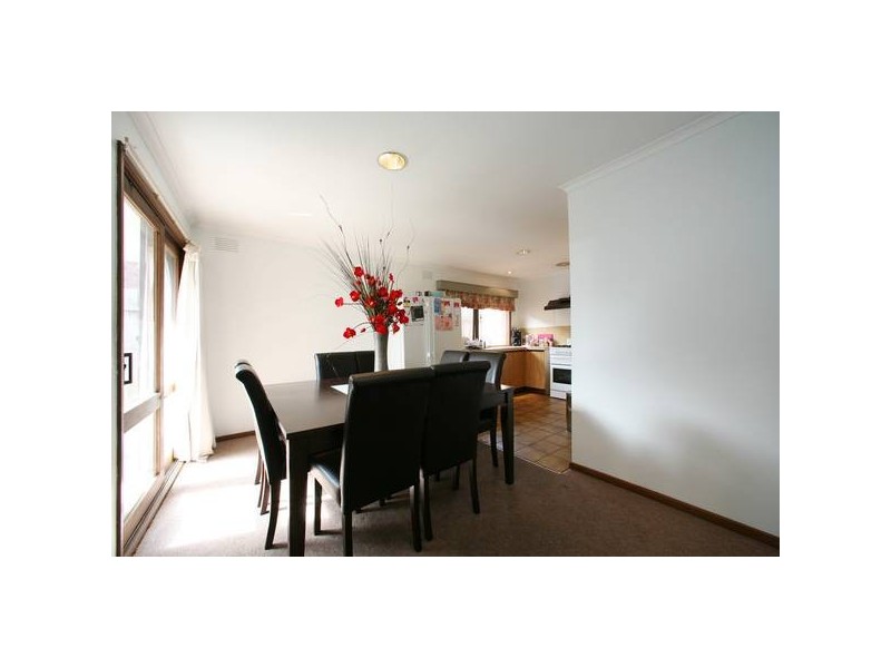 1/8 Poplar Close, Rowville VIC 3178